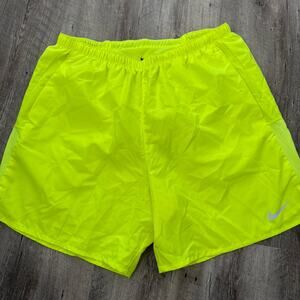 NIKE Shorts Mens Size L Neon Yellow Challenger Lined 7" Running Shorts Relaxed